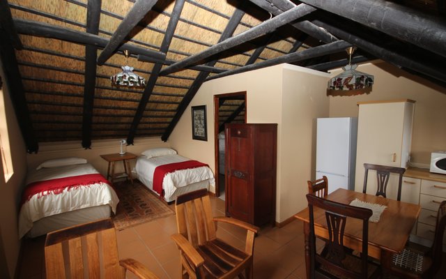 Flat Lounge / Kitchen Area